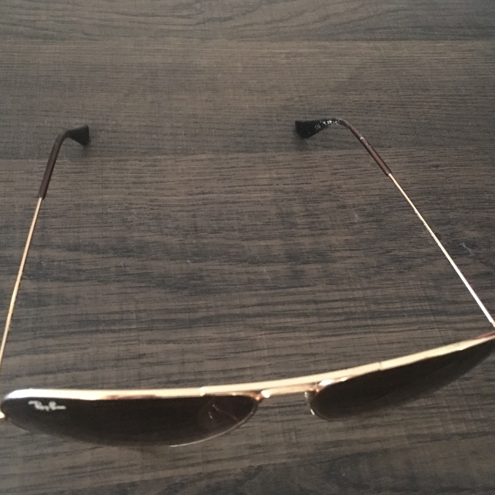 Aviator Raybans - Picture 4 of 5